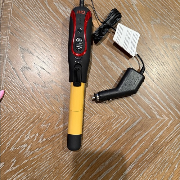 CHI Yellow and Black Curling Iron wireless - Picture 1 of 7